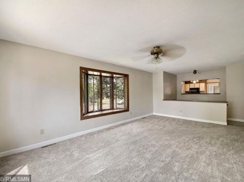 603 Guthrie Ave, Saint Paul MN  55128-6714 exterior