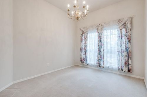 1724 Alpine Dr, Carrollton TX 75007-3740 exterior