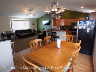 3024 42nd Ave, Greeley CO  80634-8369 exterior