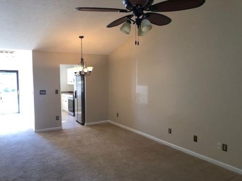 31 Leigh Place Dr, North Augusta SC  29841-3084 exterior