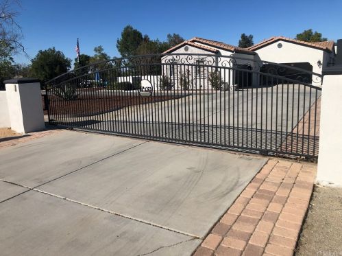 17430 7 Spg Way, Riverside CA  92504-9454 exterior