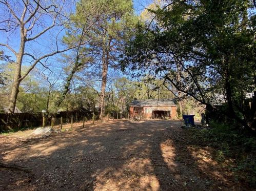 1005 Lindbergh Dr, Atlanta, GA 30324-3720