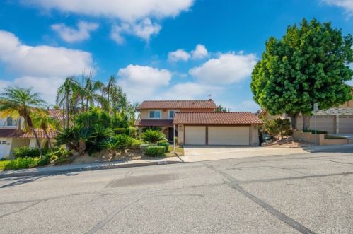 905 Suffolk Ave, Montebello, CA 90640-2543