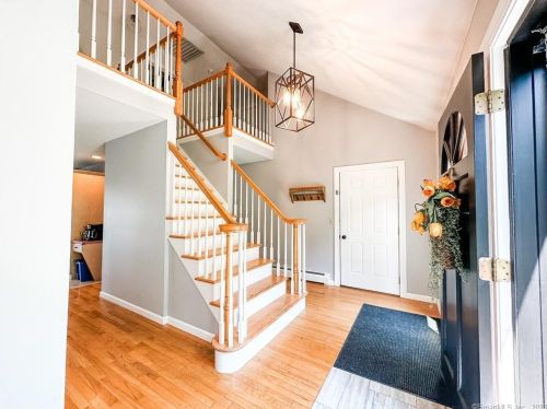 43 Upper Downs Dr, Killingly CT  06239-3220 exterior