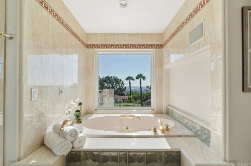 289 Owens Dr, Anaheim CA  92808-1327 exterior