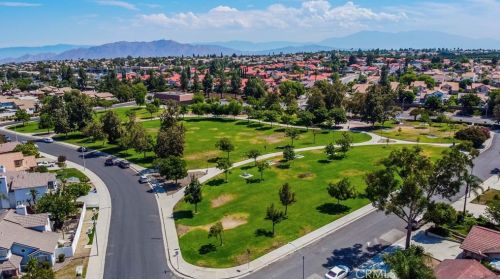 9214 Middlefield Dr, Riverside CA  92508-6261 exterior