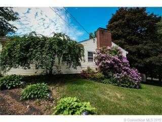 11 Cedar Dr, Durham CT  06422-3404 exterior