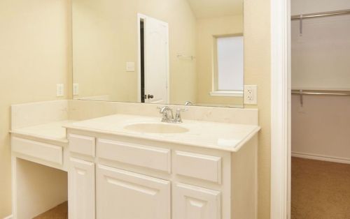 8748 Regal Royale Dr, Fort Worth TX  76108-7947 exterior