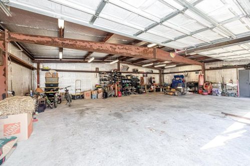 1016 Chateau Wood Pkwy Dr, Conroe TX  77385-9771 exterior