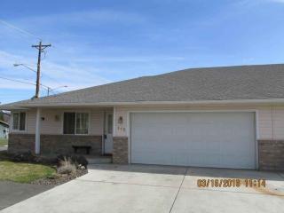112 Goodlander Rd, Selah, WA 98942-8844