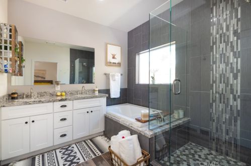 54001 Ridge Rd, Yucca Valley, CA 92284-8311