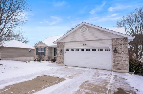 640 Santschi Dr, Herculaneum, MO 63048-1620