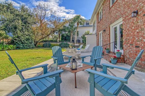 6 44th Ave, Isle Of Palms SC  29451-2605 exterior