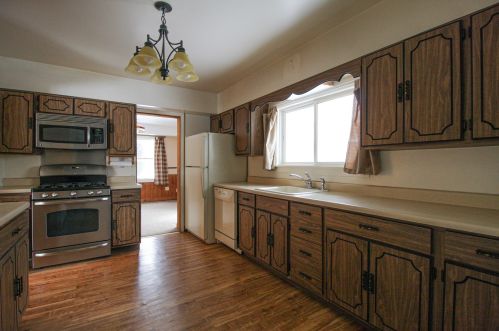 1135 North Ave, Bannockburn, IL 60015-2139