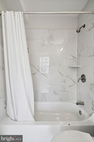 624 42 St, Philadelphia PA 19104-1468 exterior