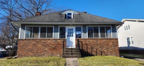 39 Harding St, Kensington, CT 06037-1308