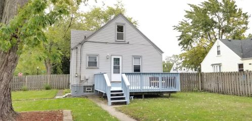 7104 Oakdale Ave, Hammond, IN 46324-2444