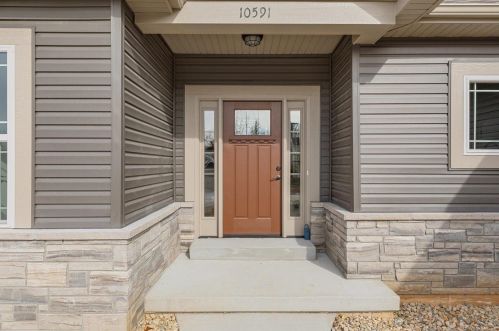 10591 Victoria Falls Dr, Festus, MO 63028-4777