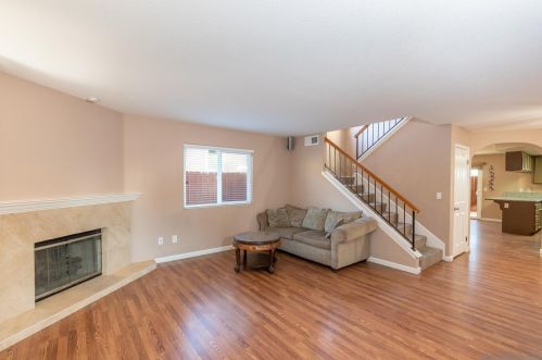 7083 Berry Park Ln, Lemon Grove, CA 91945-3537