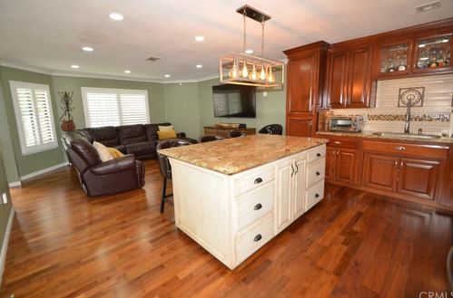 14441 Chadron Ave, Hawthorne, CA 90250-0624