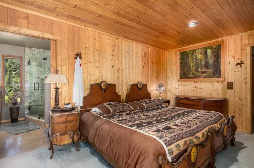 7840 Riv Rd, Truckee CA  exterior