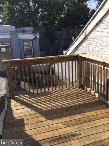 788 2nd St, Philadelphia, PA 19147-3458