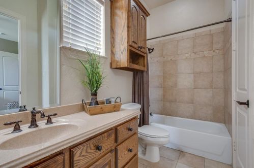 749 Mnr Dr, Argyle TX 76226-5923 exterior