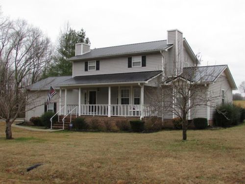 17 Millers Ln, Manchester, TN 37355-6081