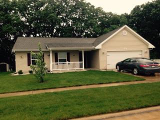 2501 Skyline Dr, Urbana, IL 61802-7477