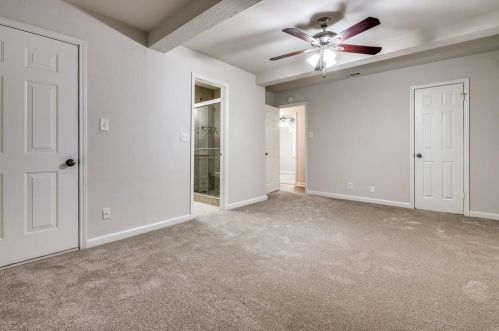 1612 Warren Ln, Fort Worth TX  76112-5723 exterior