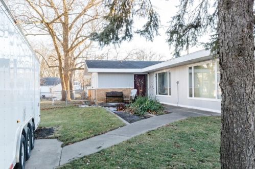 410 Sherman Ave, Swygert, IL 61764-1374