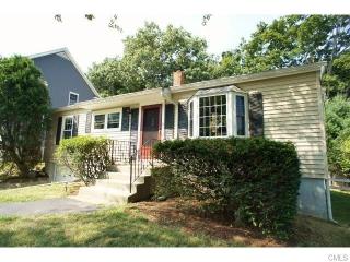 11 Norvel Rd, Norwalk, CT 06850-2418