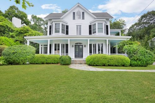 20 Lockwood Rd, Riverside, CT 06878-1819