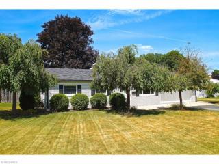 6254 Thunderbird Dr, Concord Township OH  44060-3020 exterior