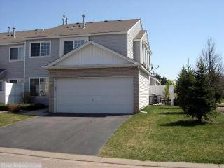 1745 Crestview St, Prior Lake, MN 55379-4322