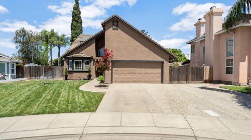 839 Cobblestone Ct, Ripon, CA 95366-2656