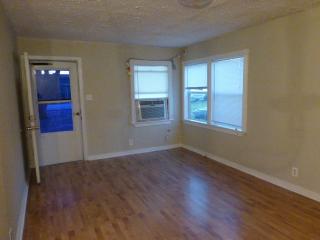 111 Vale St, South Houston, TX 77587-3533