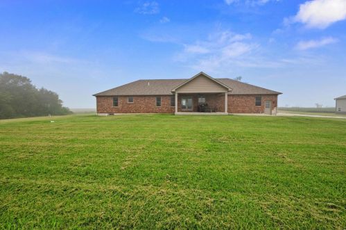 31610 State Hwy, Pendleton, MO 63383-4674