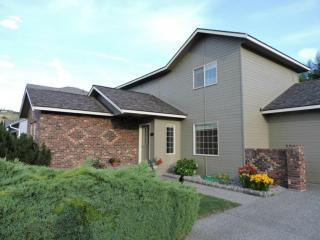 112 Creekside Pl, Cashmere, WA 98815-1704