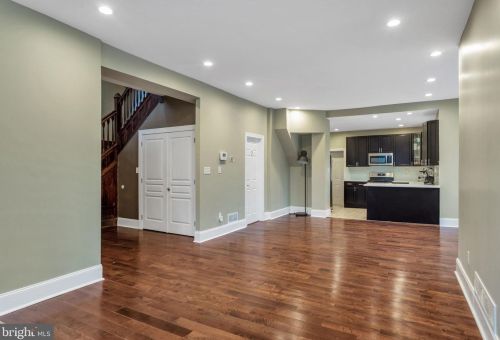 1113 63rd St, Philadelphia PA 19142-2309 exterior