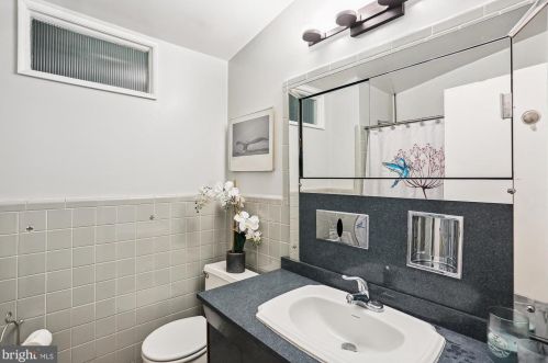 412 Sisson Ct, Silver Spring MD 20902-3151 exterior