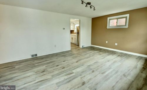 5003 Berkley St, Harrisburg, PA 17109-4508