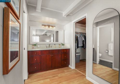 10 Janin Pl, Concord CA  94523-1116 exterior