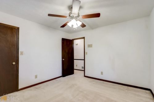 2385 Shadowood Dr, Conyers GA  30094-6143 exterior
