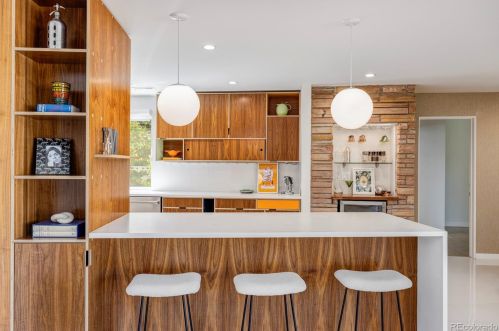 225 Clermont St, Denver CO  80246-1038 exterior