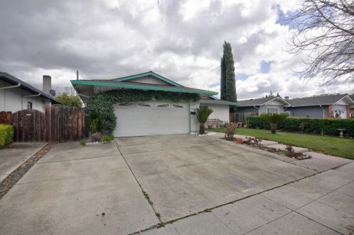 6052 Cahalan Ave, San Jose, CA 95123-3809