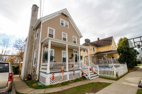 33 Madison St, Fredon, NJ 07860-2019