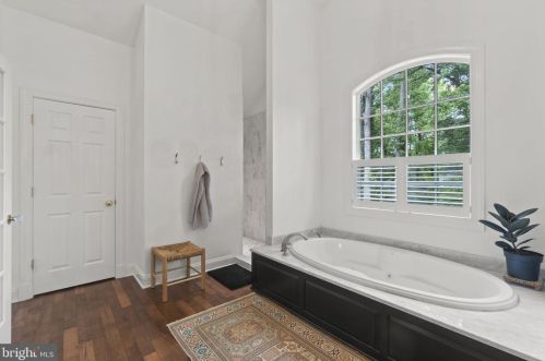 102 Bellehahn Ct, Severna Park MD  21146-4804 exterior