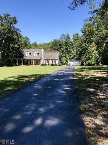 1525 Hampton Locust Grove Rd, Locust Grove, GA 30248-2014