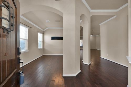 106 Deerfield Meadow Dr, Conroe TX  77384-1404 exterior